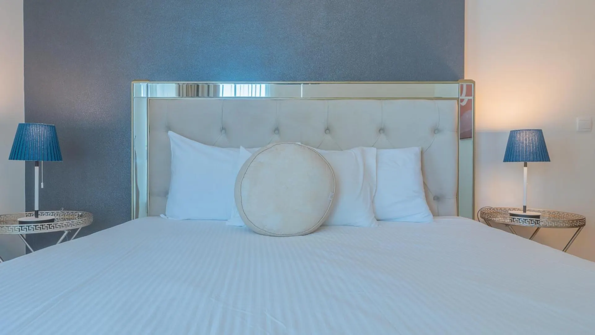 Bella Vista - 29 Boulevard Downtown - 2Br - Partial Fountain View Dubai 0*,  United Arab Emirates
