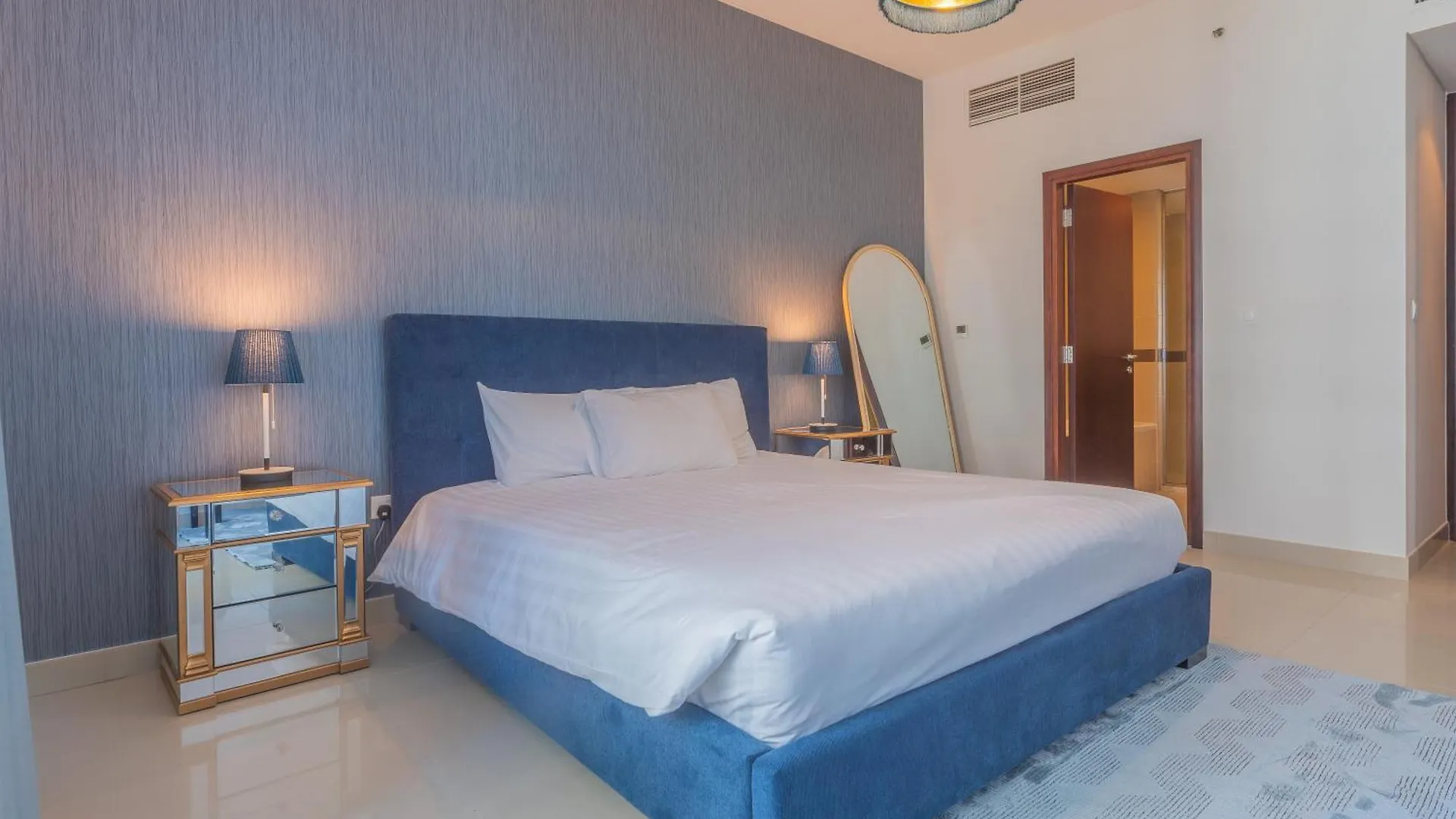 Bella Vista - 29 Boulevard Downtown - 2Br - Partial Fountain View Dubai
