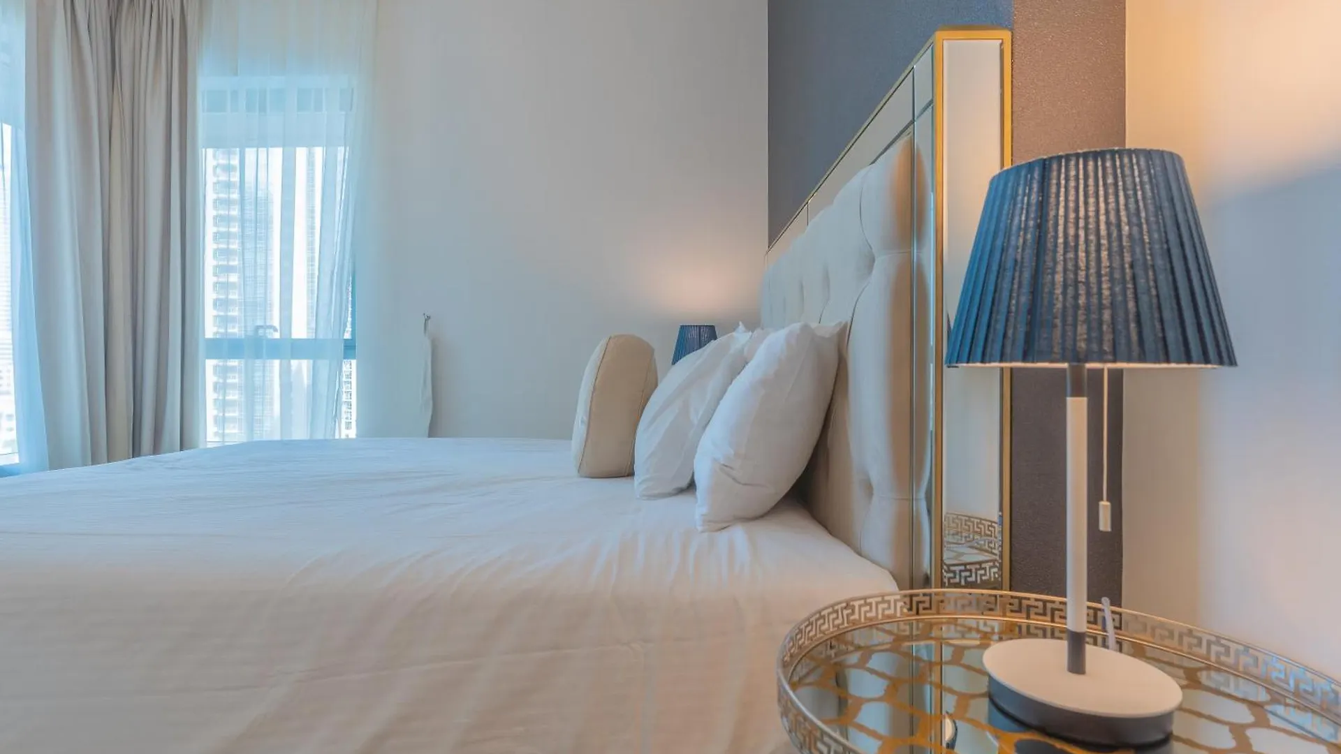 Apartment Bella Vista - 29 Boulevard Downtown - 2Br - Partial Fountain View Dubai